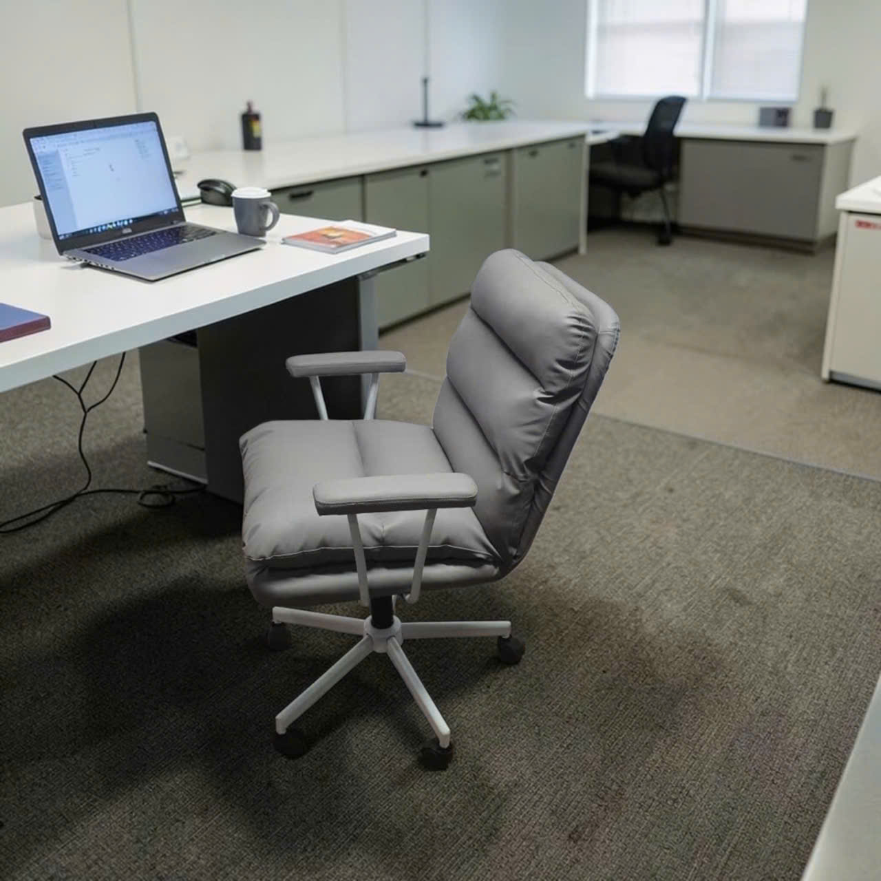 ghe van phong nho gon- ghe lam viec da pu ghi xam hien dai - ghe lam viec chan xoay (12)