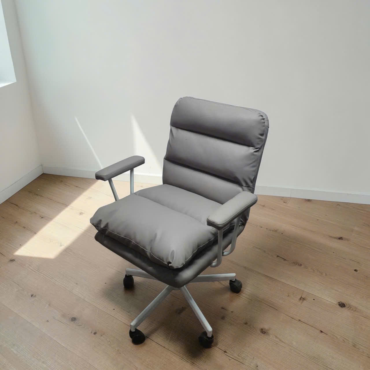 ghe van phong nho gon- ghe lam viec da pu ghi xam hien dai - ghe lam viec chan xoay (4)