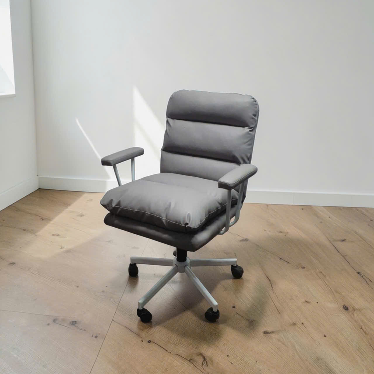 ghe van phong nho gon- ghe lam viec da pu ghi xam hien dai - ghe lam viec chan xoay (6)